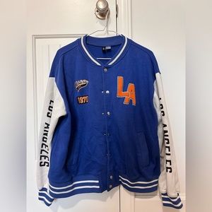 H&M DIVIDED BASEBALL JACTKET SIZE M